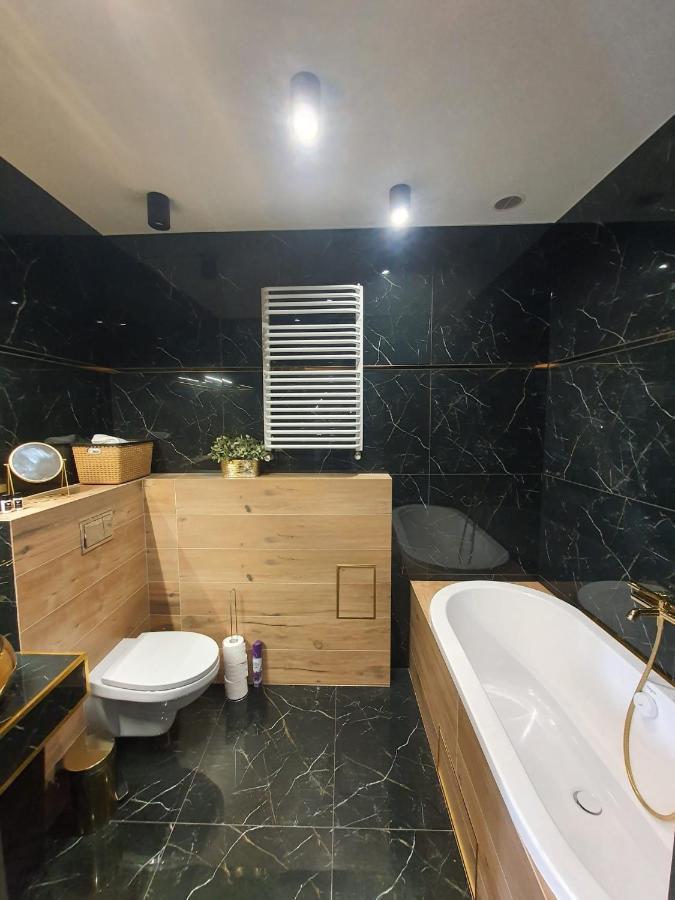 Apartament Dubaj Γκλίβιτσε Εξωτερικό φωτογραφία
