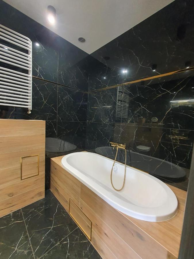 Apartament Dubaj Γκλίβιτσε Εξωτερικό φωτογραφία