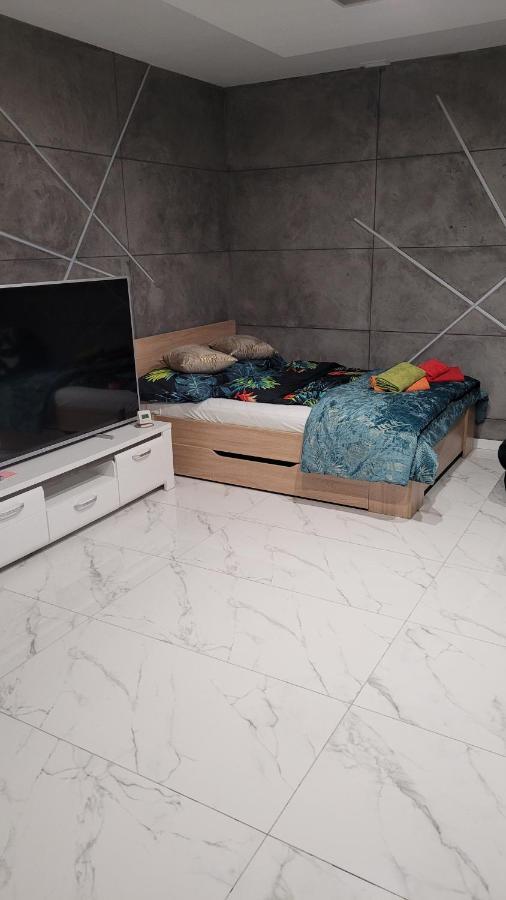 Apartament Dubaj Γκλίβιτσε Εξωτερικό φωτογραφία
